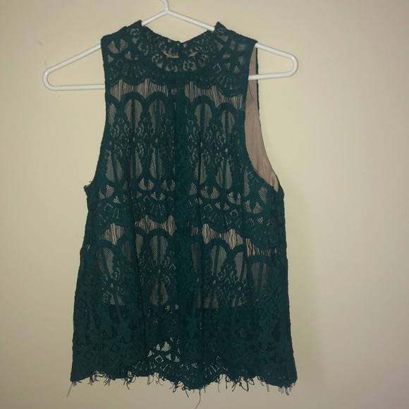 Green lace top - Picture 1 of 2